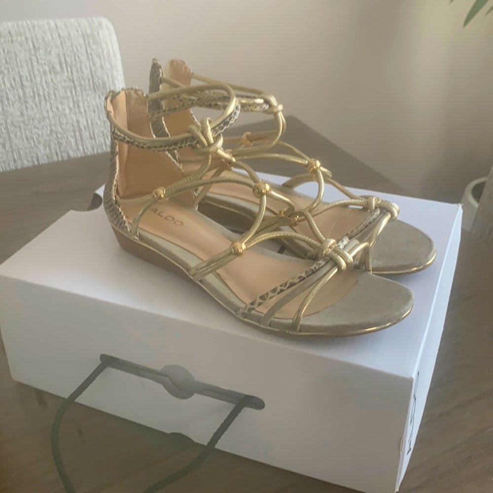 Aldo Muriele sandal gold size 6.5